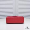 Bright Red 💥 CF Versatile Caviar Leather Handbag 🌹 Chanel 💃🏻‼️ Timeless Classic [Blush] Elegant and Noble Demeanor 💃🏻 Favorite Among Socialites 🌟 Premium Soft and Luxurious Leather, Refined Hardware from Boutique, Flawless Craftsmanship [Thumbs Up] Radiant and Feminine 😝 [Strong] Durable and Luxurious 🌟 Dimensions: 20*14*7cm Model No. 1116 Reversed Edge