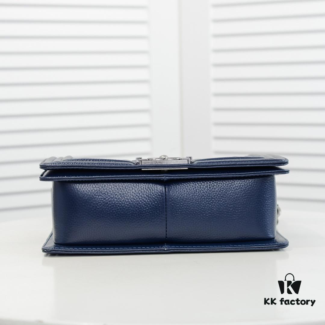 Genuine Leather with Original Hardware Chanel-Style Handbag, 25*15*8cm