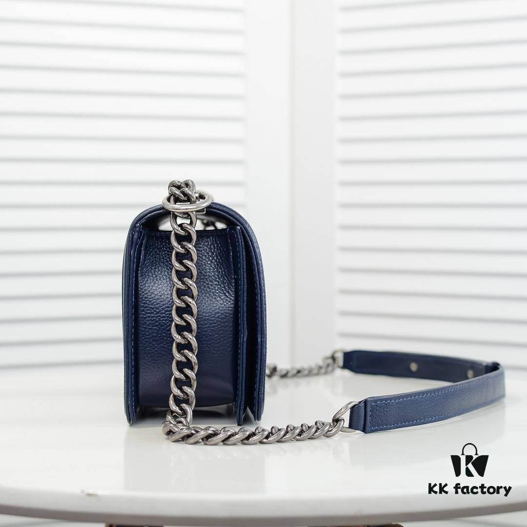 Genuine Leather with Original Hardware Chanel-Style Handbag, 25*15*8cm