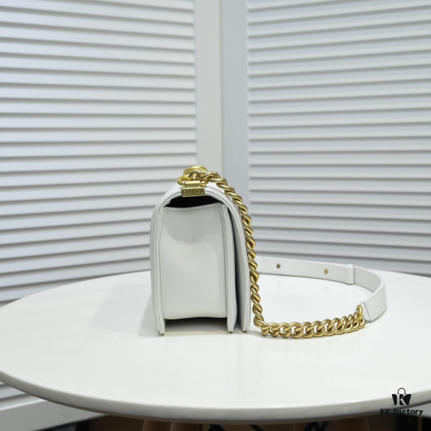 Chanel Crown Lambskin Leather Bag with Original Hardware - Full Sheepskin with Thickened Electroplated Gold Fittings