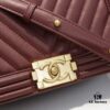 Chanel Crown Lambskin Bag with Original Hardware - Full Sheepskin, Thickened Electroplated Metal Fittings, Scratch-Resistant and Highly Elastic Base, Premium Craftsmanship, Size 25*15*8cm Model No. 67086 Gold-Inlaid V Pattern