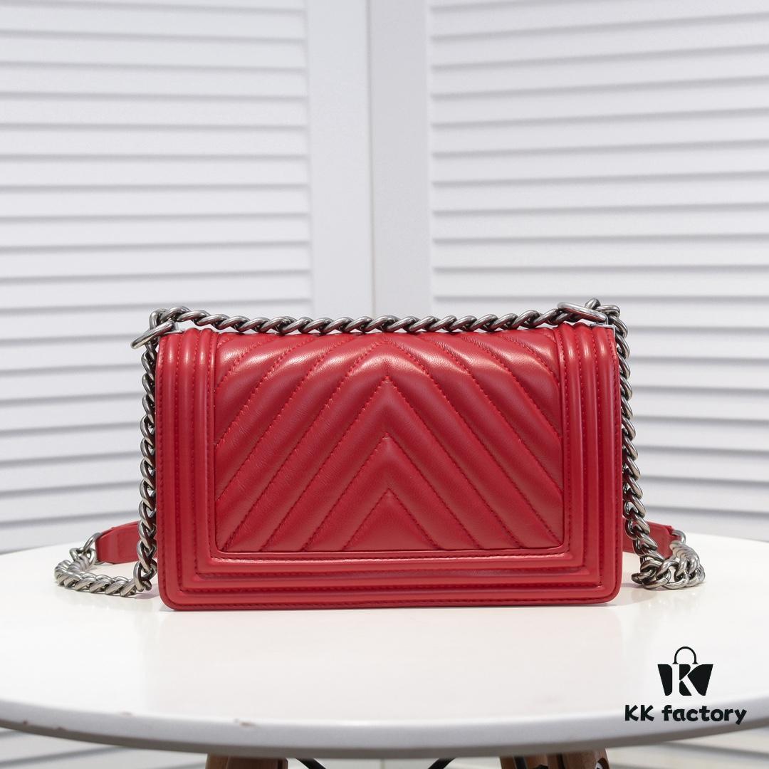 Chanel Genuine Lambskin Bag with Original Hardware - Full Sheepskin, Thickened Electroplated Metal Fittings, Premium Craftsmanship, Size 25*15*8cm Model No. 67086V