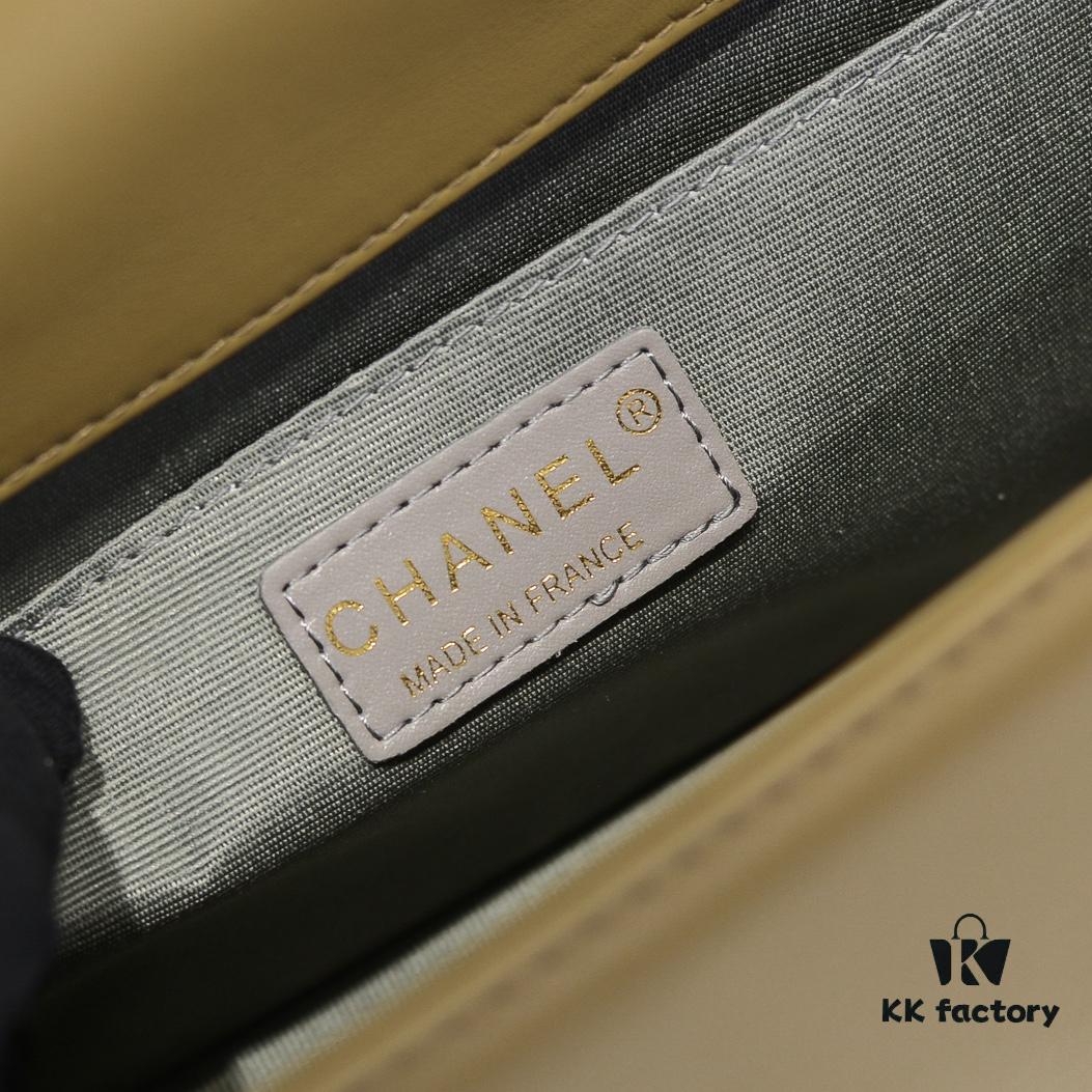 Chanel Crown Lambskin Bag with Original Hardware - Full Sheepskin, Thickened Electroplated Metal Fittings, Scratch-Resistant and Highly Elastic, Premium Quality Like Authentic