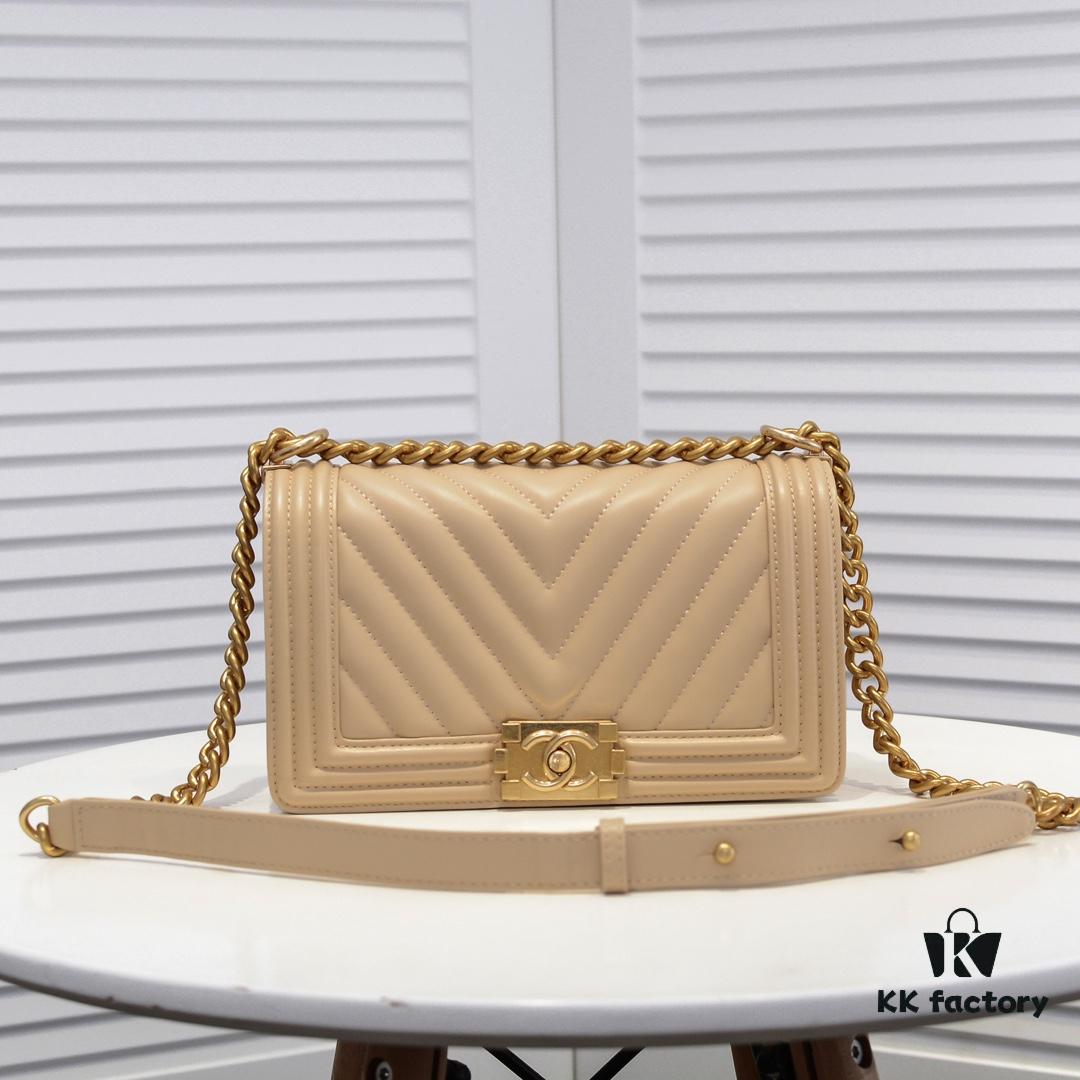 Chanel Crown Lambskin Bag with Full Sheepskin and Original Hardware - Thickened Electroplated Metal, Premium Craftsmanship, Real Stock, Real Photos