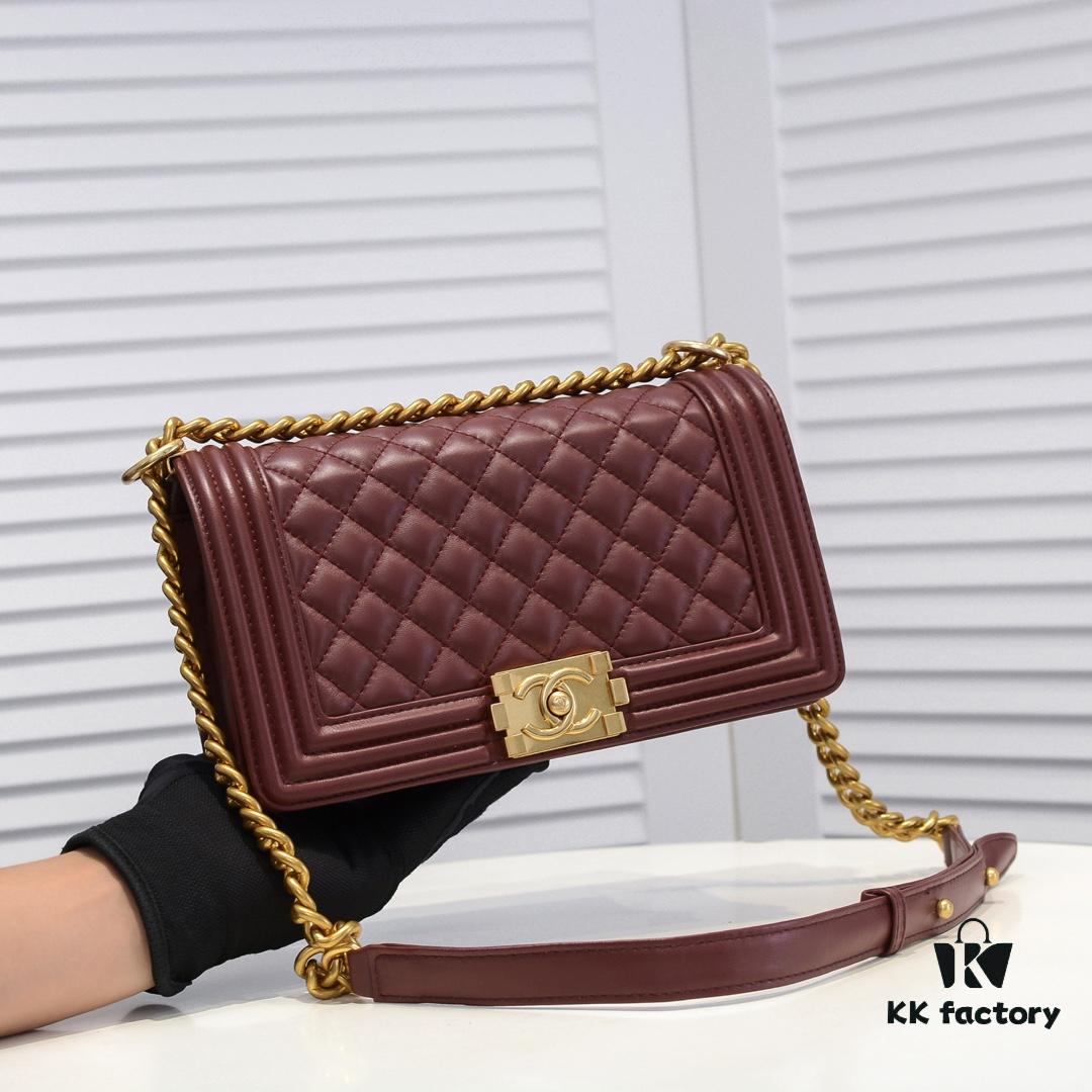 Chanel Genuine Lambskin Handbag with Original Hardware - Full Sheepskin with Thickened Electroplated Gold-Tone Fittings