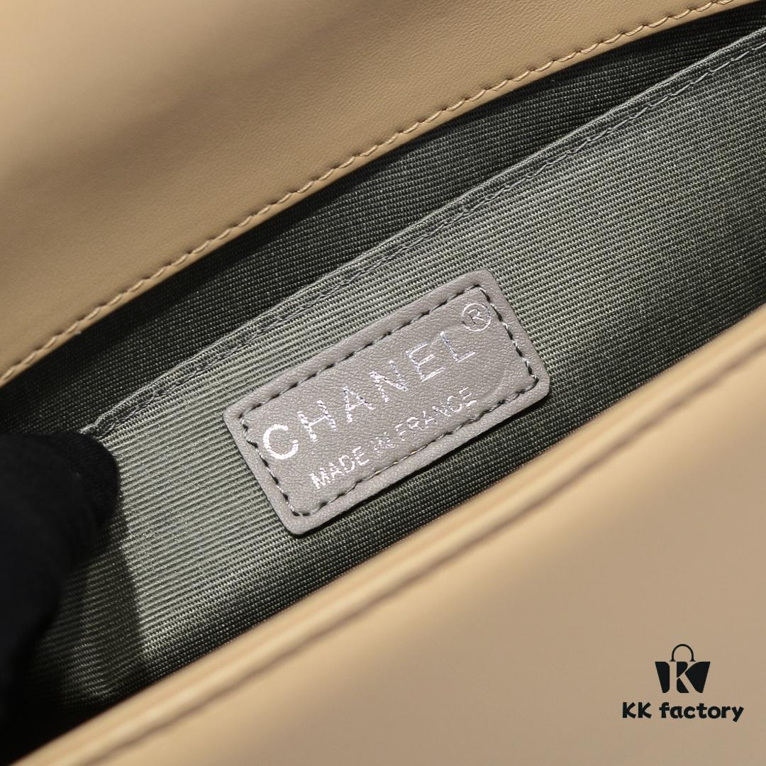 Chanel Genuine Lambskin Bag with Original Hardware - Full Lamb Leather, Thickened Electroplated Metal Fittings