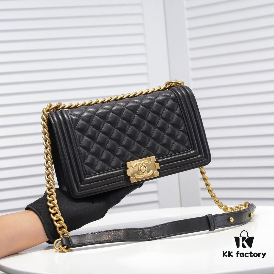 Chanel Crown Lambskin Bag with Original Hardware - Full Sheepskin with Thickened Electroplated Metal Fittings