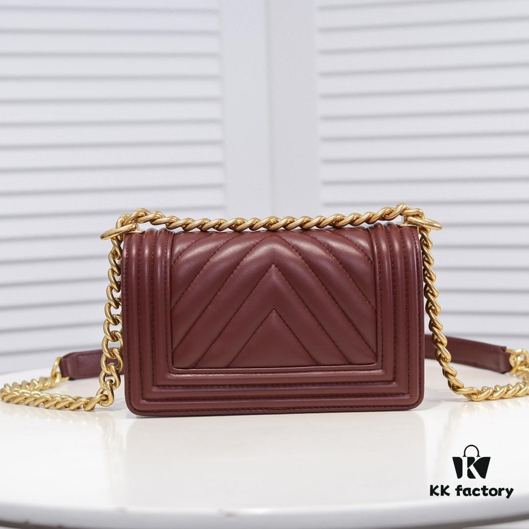 Chanel Small Lamb Leather Bag with Full Sheepskin and Original Hardware - Thickened Electroplated Metal Fittings, Premium Craftsmanship, Real Stock Photo