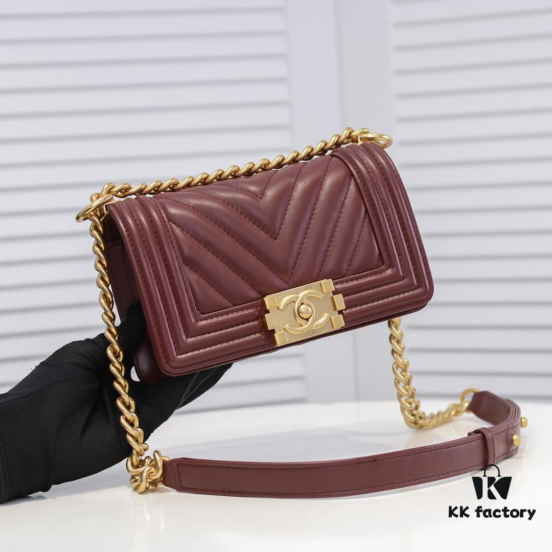 Chanel Small Lamb Leather Bag with Full Sheepskin and Original Hardware - Thickened Electroplated Metal Fittings, Premium Craftsmanship, Real Stock Photo