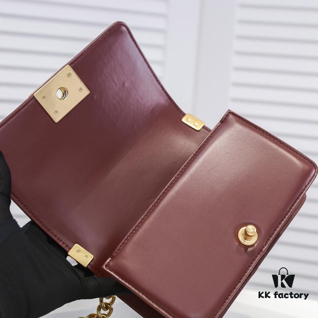 Chanel Small Lamb Leather Bag with Full Sheepskin and Original Hardware - Thickened Electroplated Metal Fittings, Premium Craftsmanship, Real Stock Photo