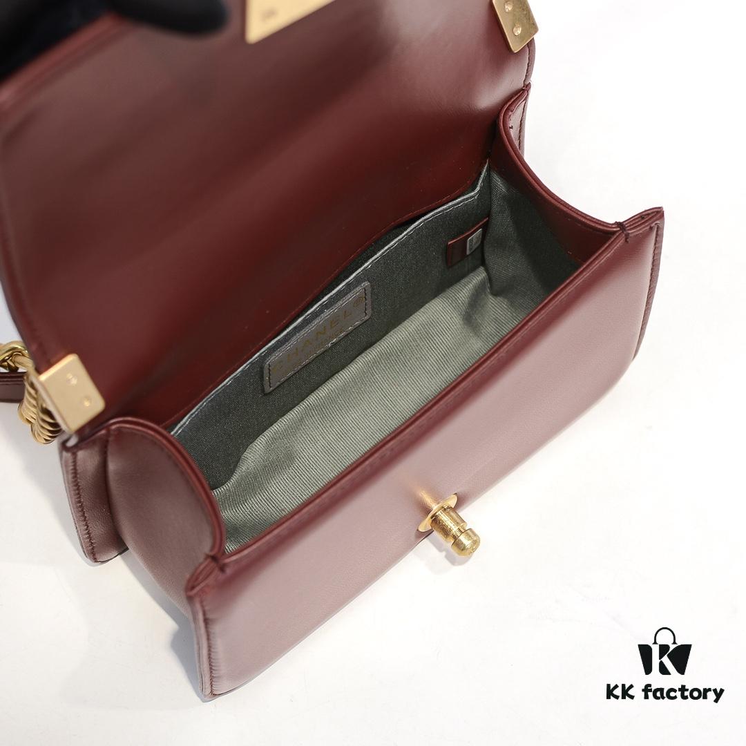 Chanel Small Lamb Leather Bag with Full Sheepskin and Original Hardware - Thickened Electroplated Metal Fittings, Premium Craftsmanship, Real Stock Photo