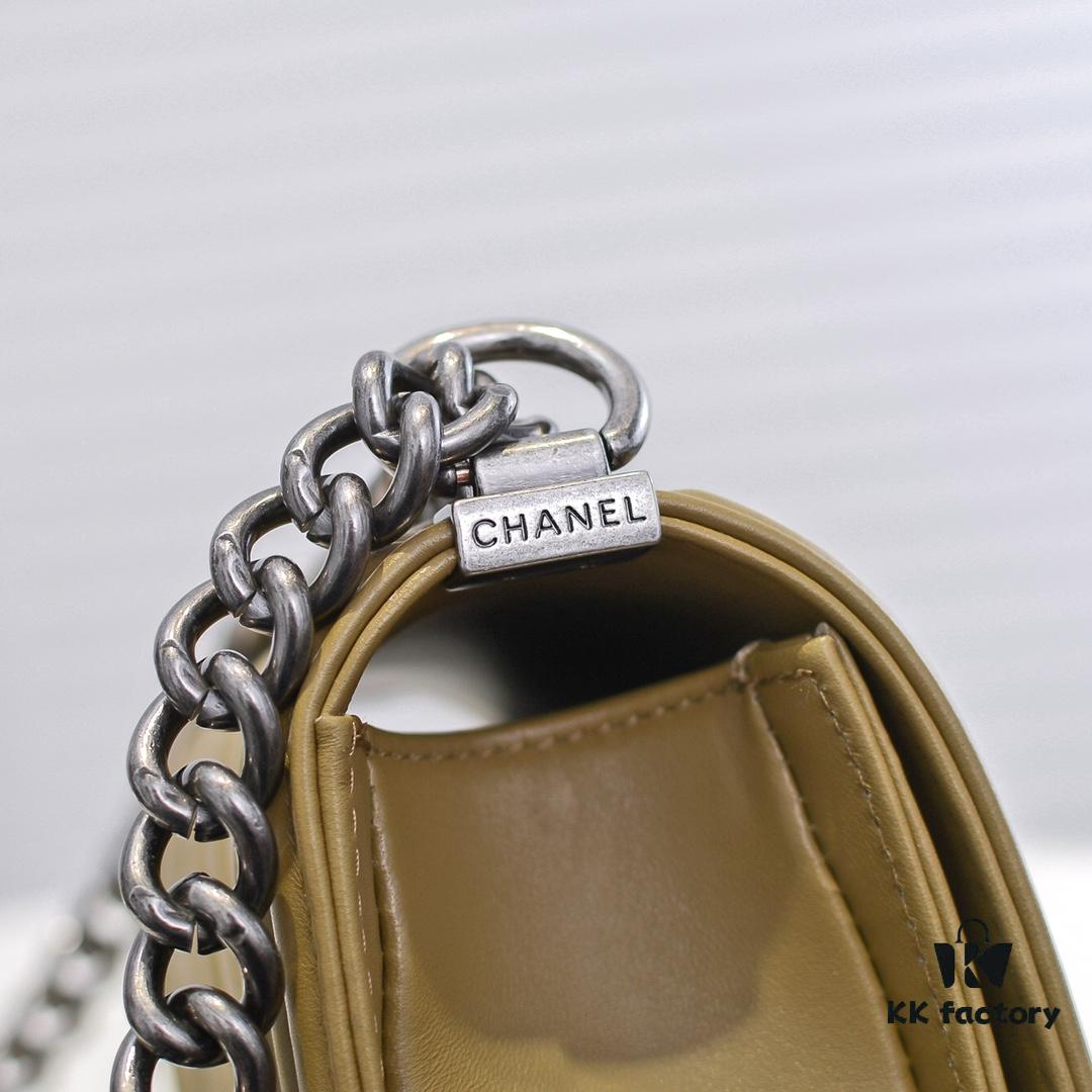 Chanel Crown Lambskin Bag with Original Hardware - Full Sheepskin with Thickened Electroplated Metal Fittings