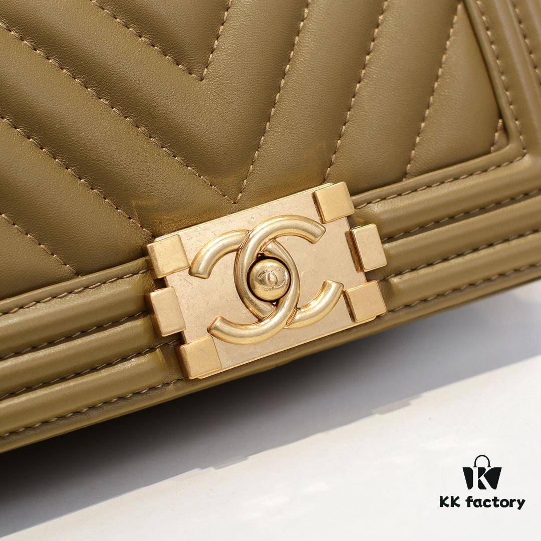 Chanel Crown Lambskin Bag with Original Hardware - Full Sheepskin, Thickened Electroplated Metal Accessories, Premium Craftsmanship, 20*12*7cm, Model No. 67085