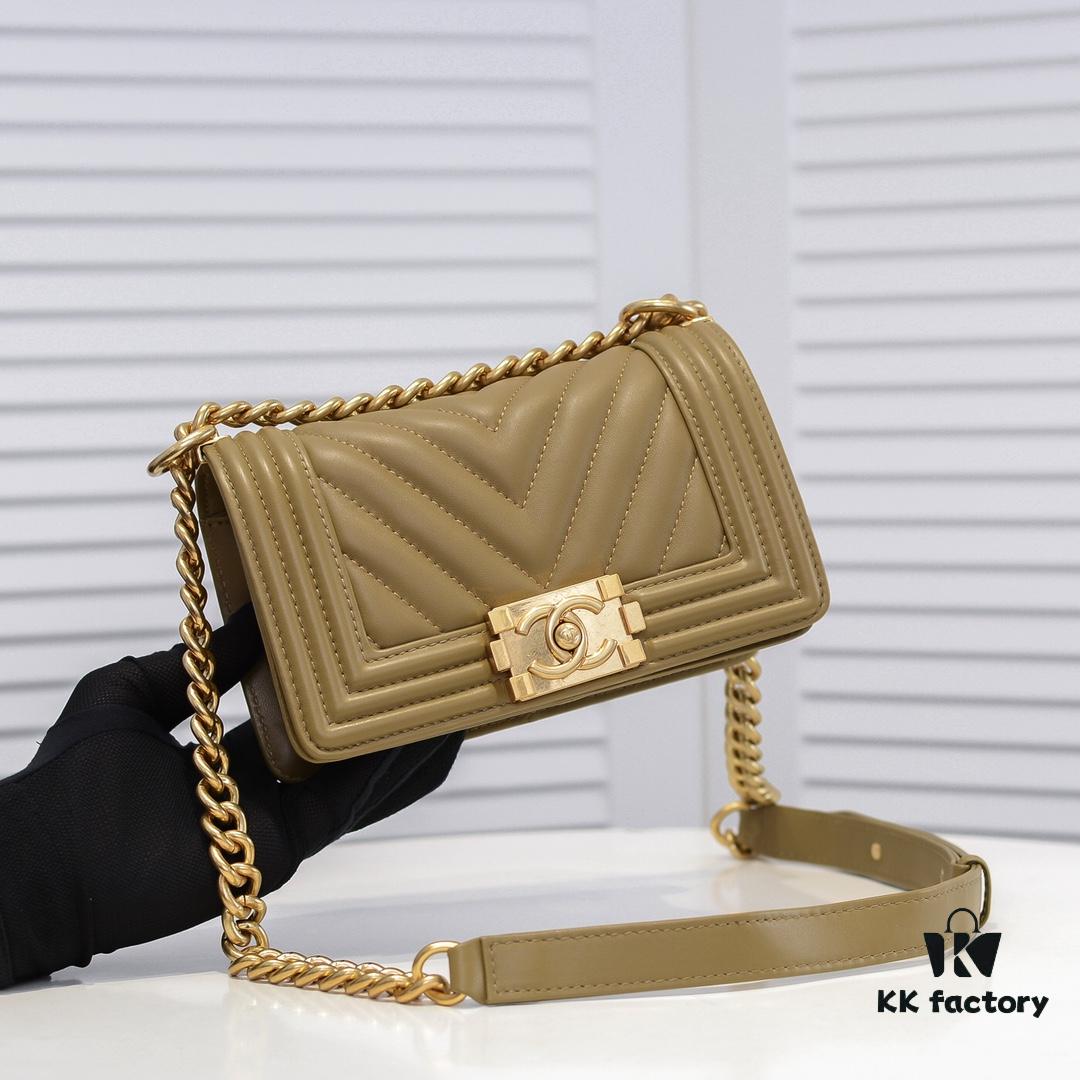 Chanel Crown Lambskin Bag with Original Hardware - Full Sheepskin, Thickened Electroplated Metal Accessories, Premium Craftsmanship, 20*12*7cm, Model No. 67085