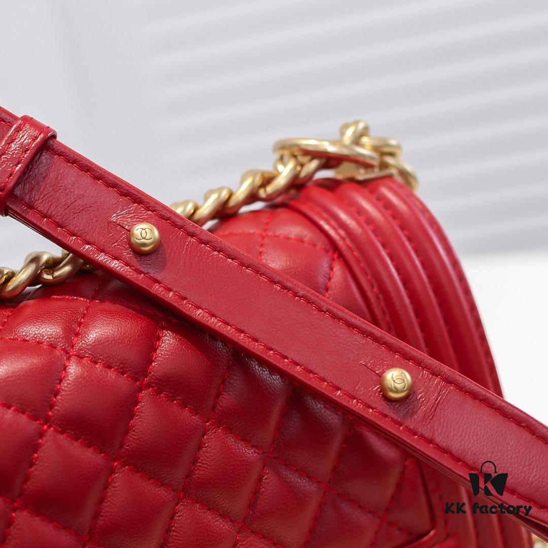 Chanel Crown Lambskin Bag with Full Sheepskin and Original Hardware - Premium Quality, Thickened Electroplated Metal Fittings, Size 20*12*7cm