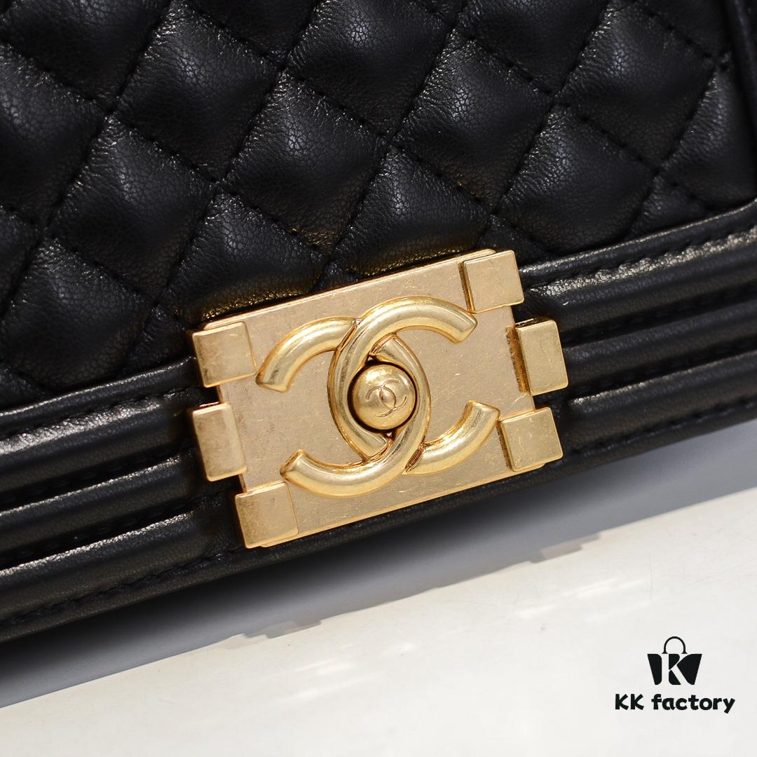 Chanel Crown Lambskin Bag with Full Sheepskin and Original Hardware - Premium Quality, Thickened Electroplated Metal Fittings
