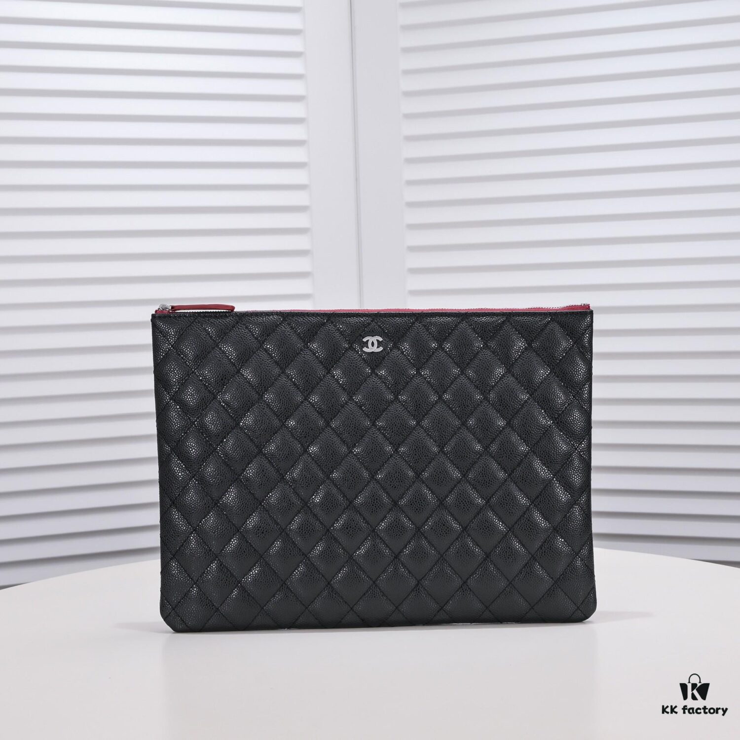 Silver Button with Box Chanel Caviar Leather Quilted Clutch Bag Latest Official Website Release Fashionable and Elegant