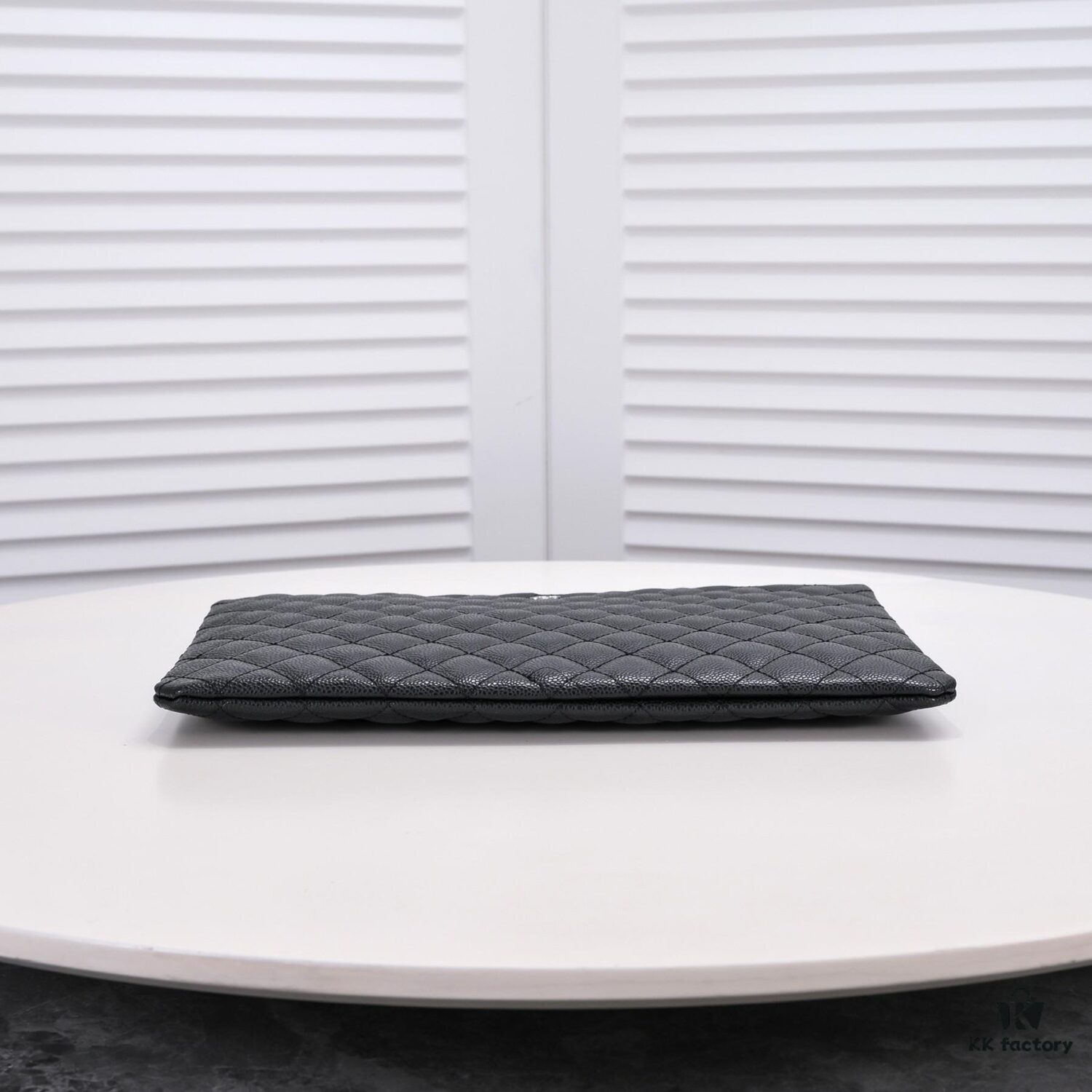 Silver Button with Box Chanel Caviar Leather Quilted Clutch Bag Latest Official Website Release Fashionable and Elegant