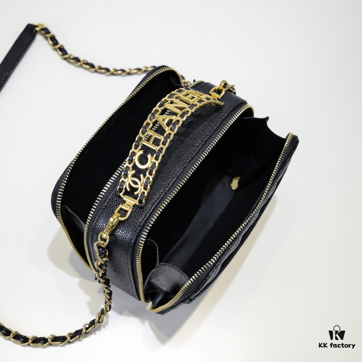 Chanel Official Website, Caviar Handle Letter Bag Double C Camera Chain Crossbody Bag, Model No. 9081, Size: 20*9*15cm