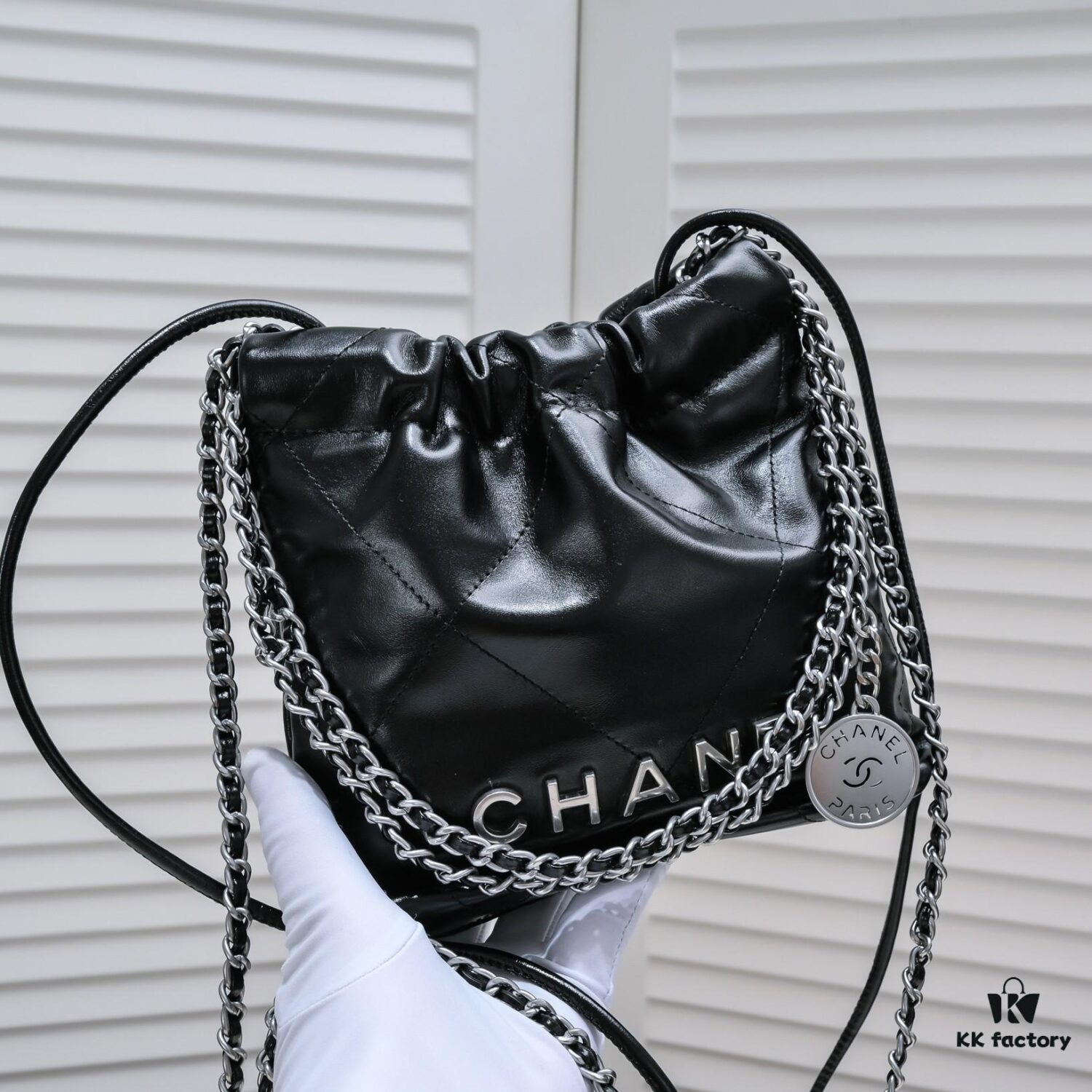 Chanel Mini 22 Bag Strikes Right in the Heart