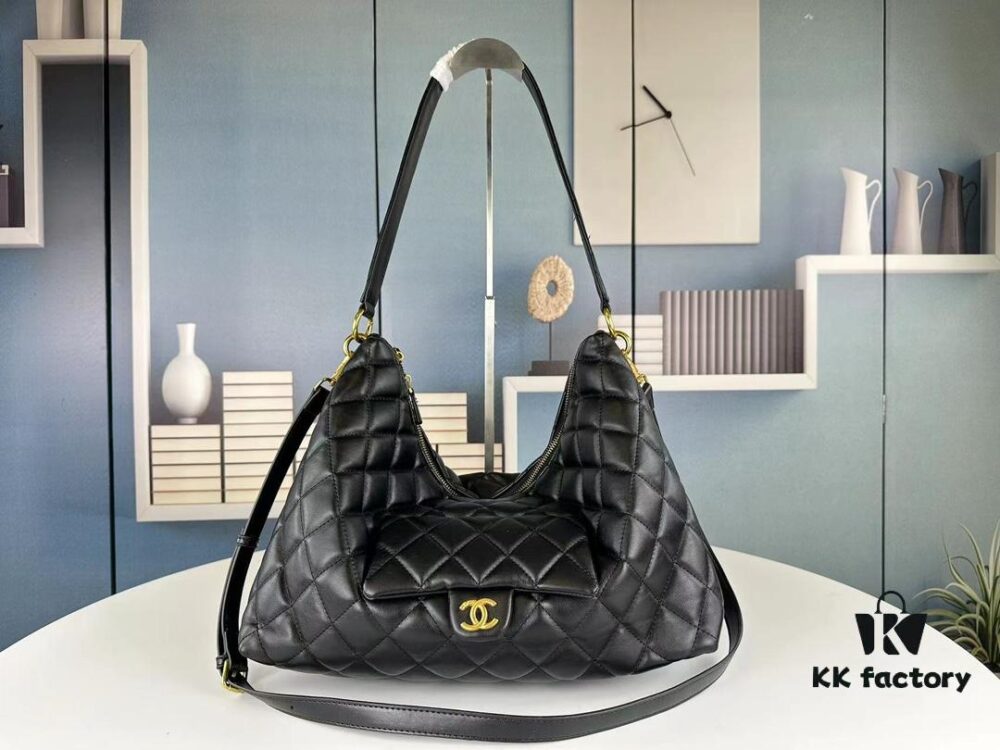 New Arrival Value-for-Money Chanel Hobo Bag Multi-Way Use