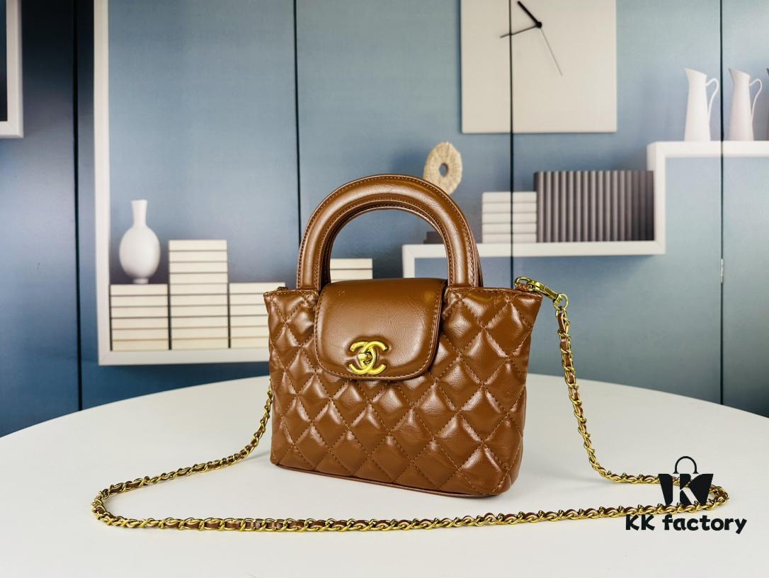 Newly Released 2023 Chanel Kelly Bag from the Highly Anticipated Fall/Winter 23K Collection – Available in Multiple Sizes