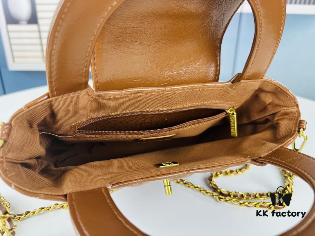 Newly Released 2023 Chanel Kelly Bag from the Highly Anticipated Fall/Winter 23K Collection – Available in Multiple Sizes