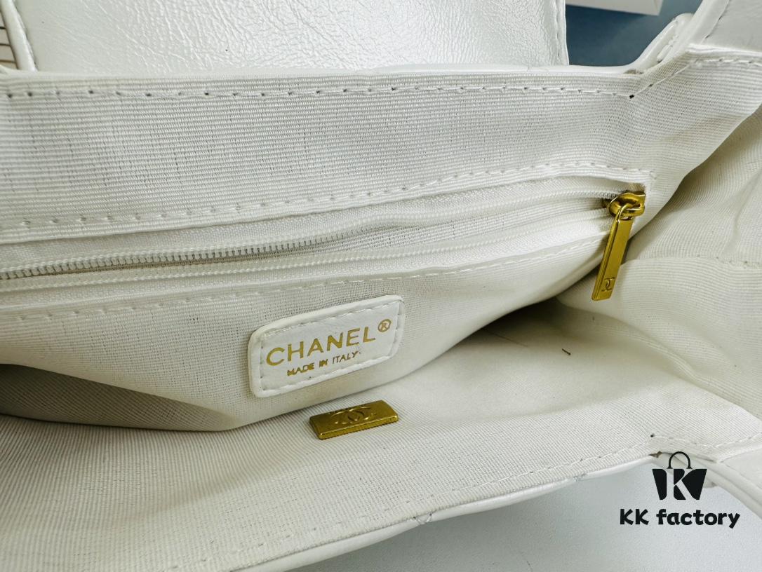 Newly Released 2023 Chanel Kelly Bag from the Highly Anticipated Fall/Winter 23K Collection – Mini and Regular Sizes Available