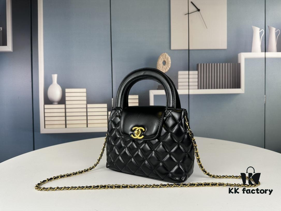 Newly Released 2023 Chanel Kelly Bag from the Highly Anticipated Fall/Winter 23K Collection – Available in Different Sizes with Styling Looks