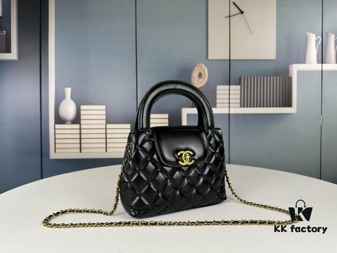 Newly Released 2023 Chanel Kelly Bag from the Highly Anticipated Fall/Winter 23K Collection – Available in Different Sizes with Styling Looks