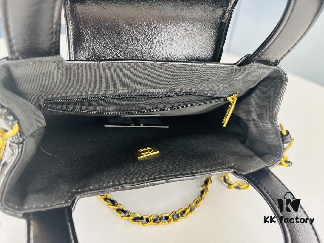 Newly Released 2023 Chanel Kelly Bag from the Highly Anticipated Fall/Winter 23K Collection – Available in Different Sizes with Styling Looks