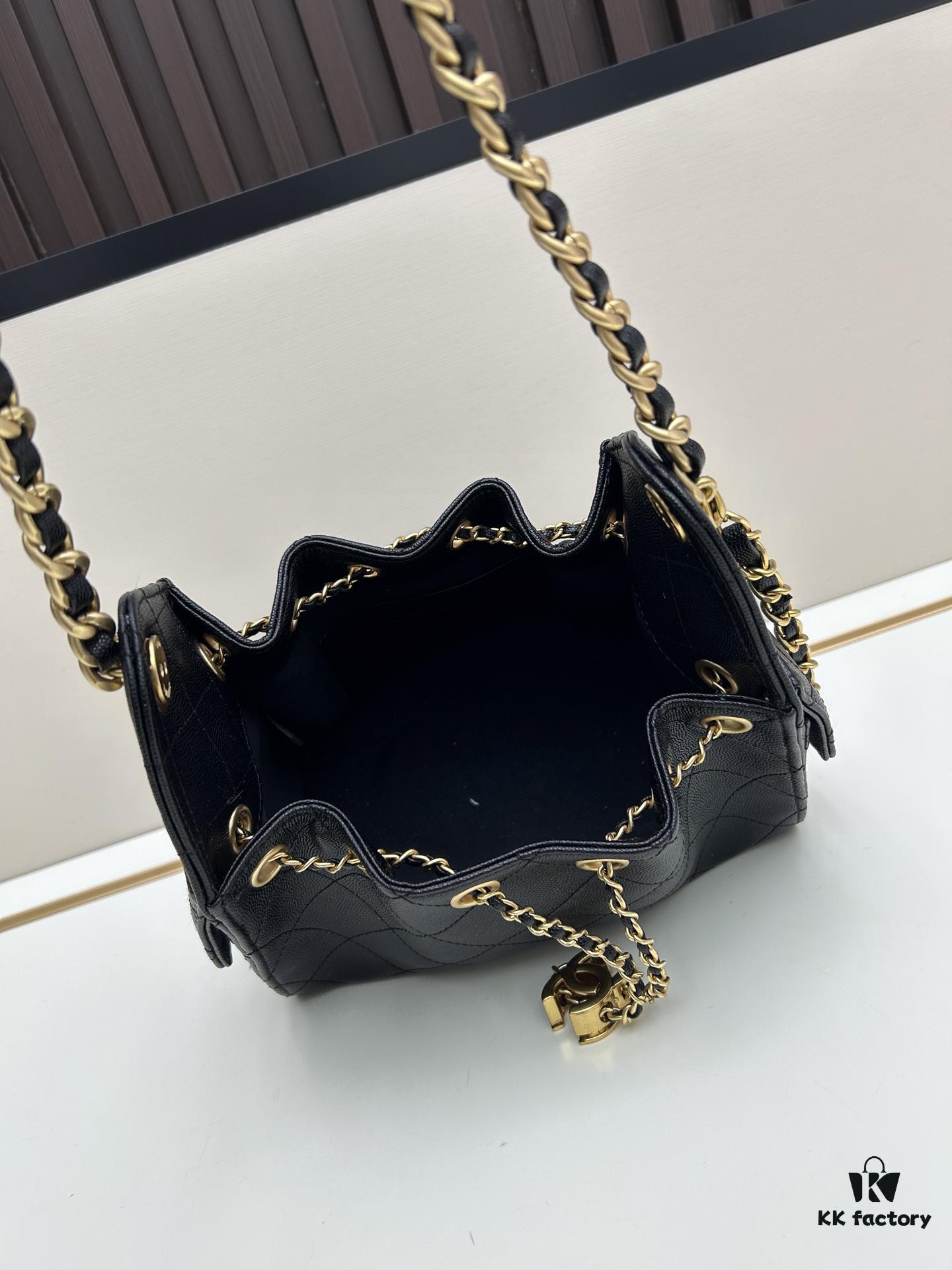 Mini Chanel 25C Hobo Bag in Suede and Pebbled Leather – Vintage-Inspired Drawstring Bucket Bag with Quilted Design and Classic Chain Strap