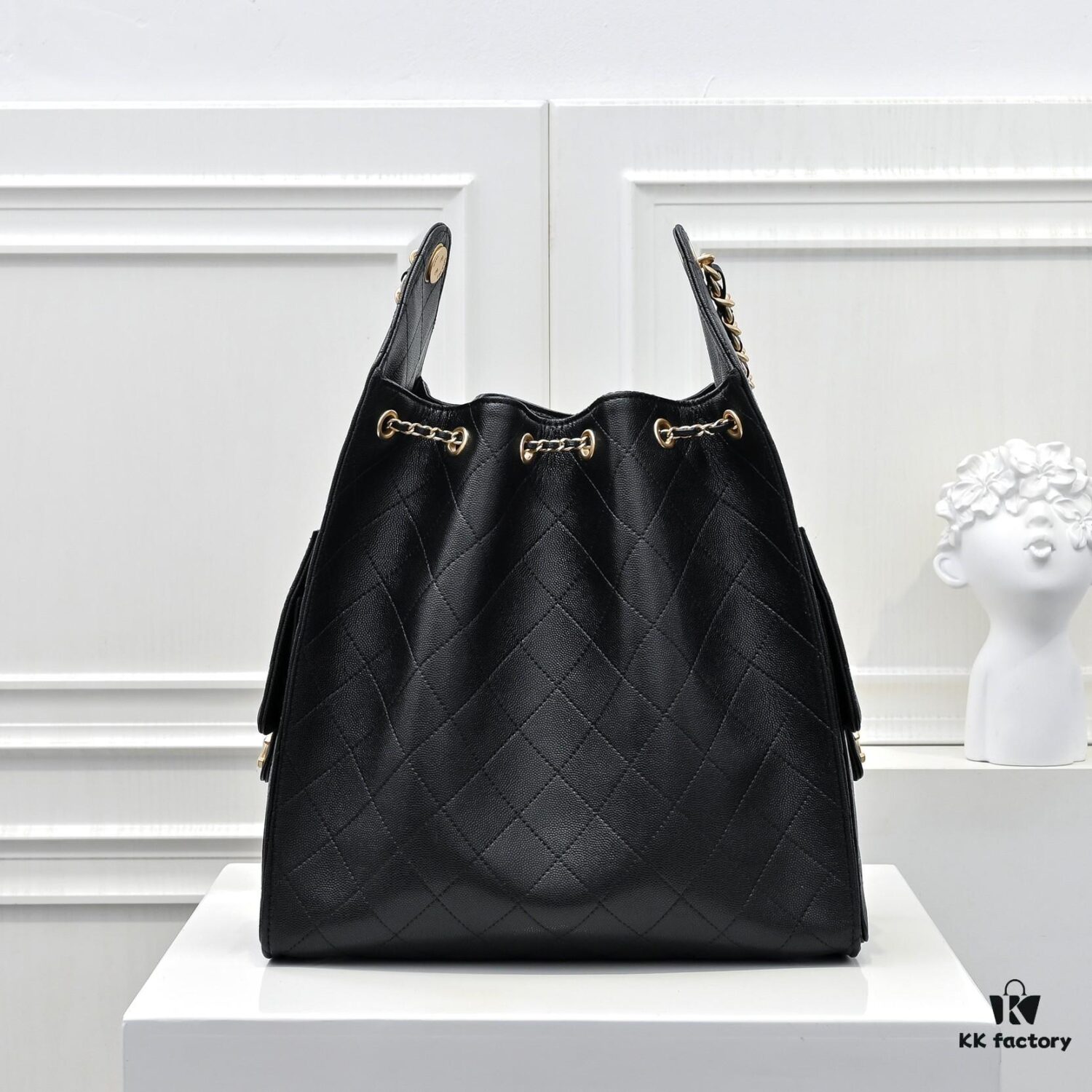 Large Upgraded Chanel 25C Hobo Bag in Quilted Calfskin with Vintage Gold-Tone Buckle Drawstring Bucket Design, Rhombus Stitching, Retro Black and Gold, Classic Chain Detail