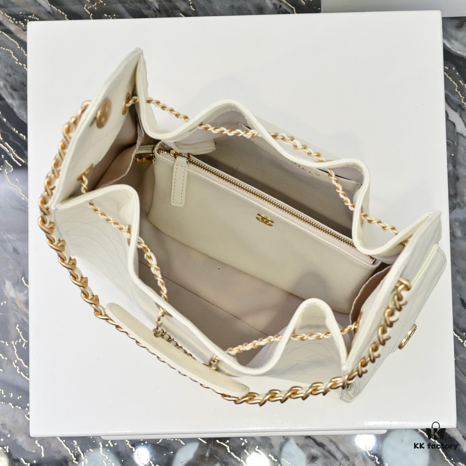 Large Upgrade Version Chanel 25C Hobo Bag in Quilted Calf Leather - Vintage Bucket Shoulder Bag with Coin Toggle Drawstring, Diamond Stitching, Retro Black-Gold Tone, Classic Chain Design