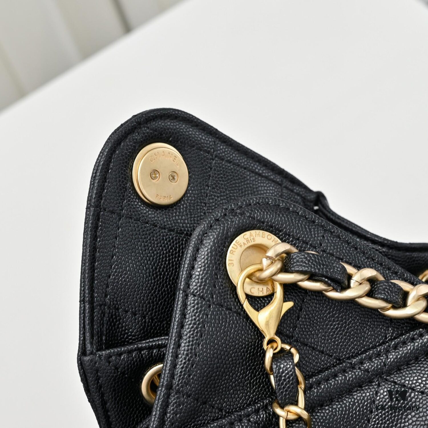 Mini Chanel 25C Bag Hobo Smooth Quilted Calfskin Bucket Bag with Vintage Gold-Tone Drawstring and Diamond Quilting, Classic Chain Design