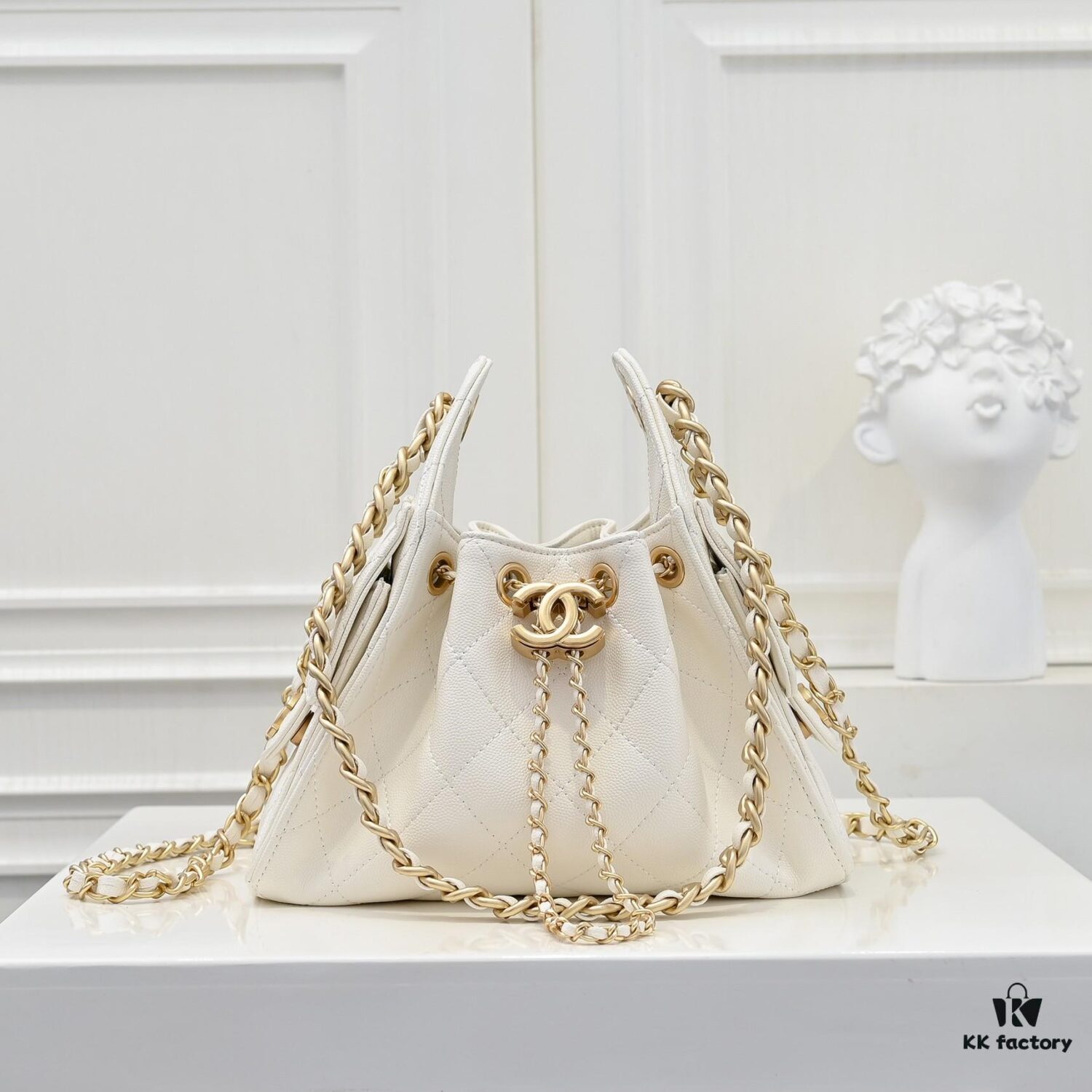 Mini Chanel 25C Hobo Bag in Quilted Calfskin with Vintage Gold Buckle Drawstring Bucket Design + Diamond Stitching + Retro Black and Gold Tone, Classic Chain Strap, Elegant and Versatile