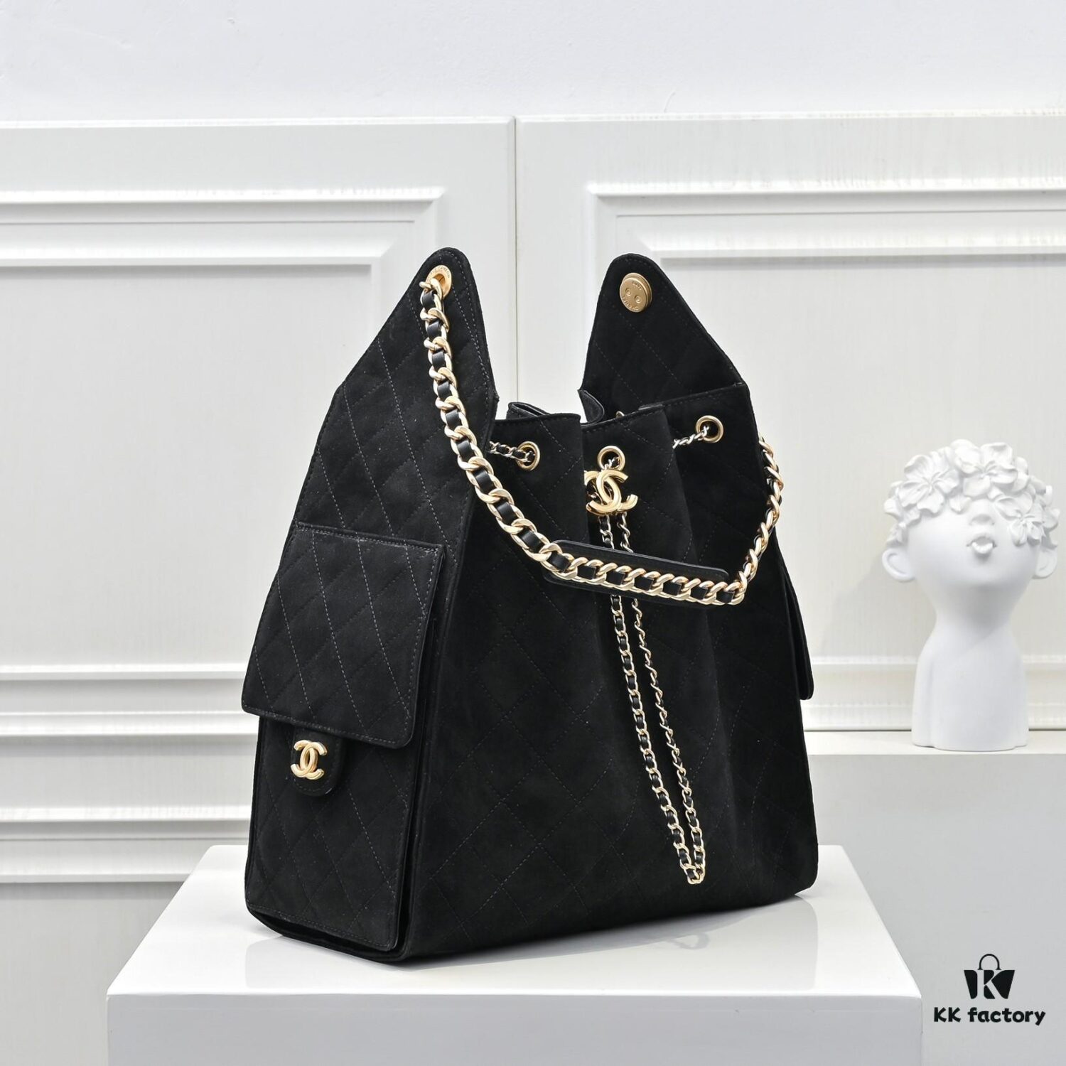 Large Upgraded Chanel 25C Hobo Bag in Suede Cowhide - Vintage Bucket Bag with Coin Button Drawstring, Diamond Quilting, Retro Black-Gold Tone, Classic Chain Design