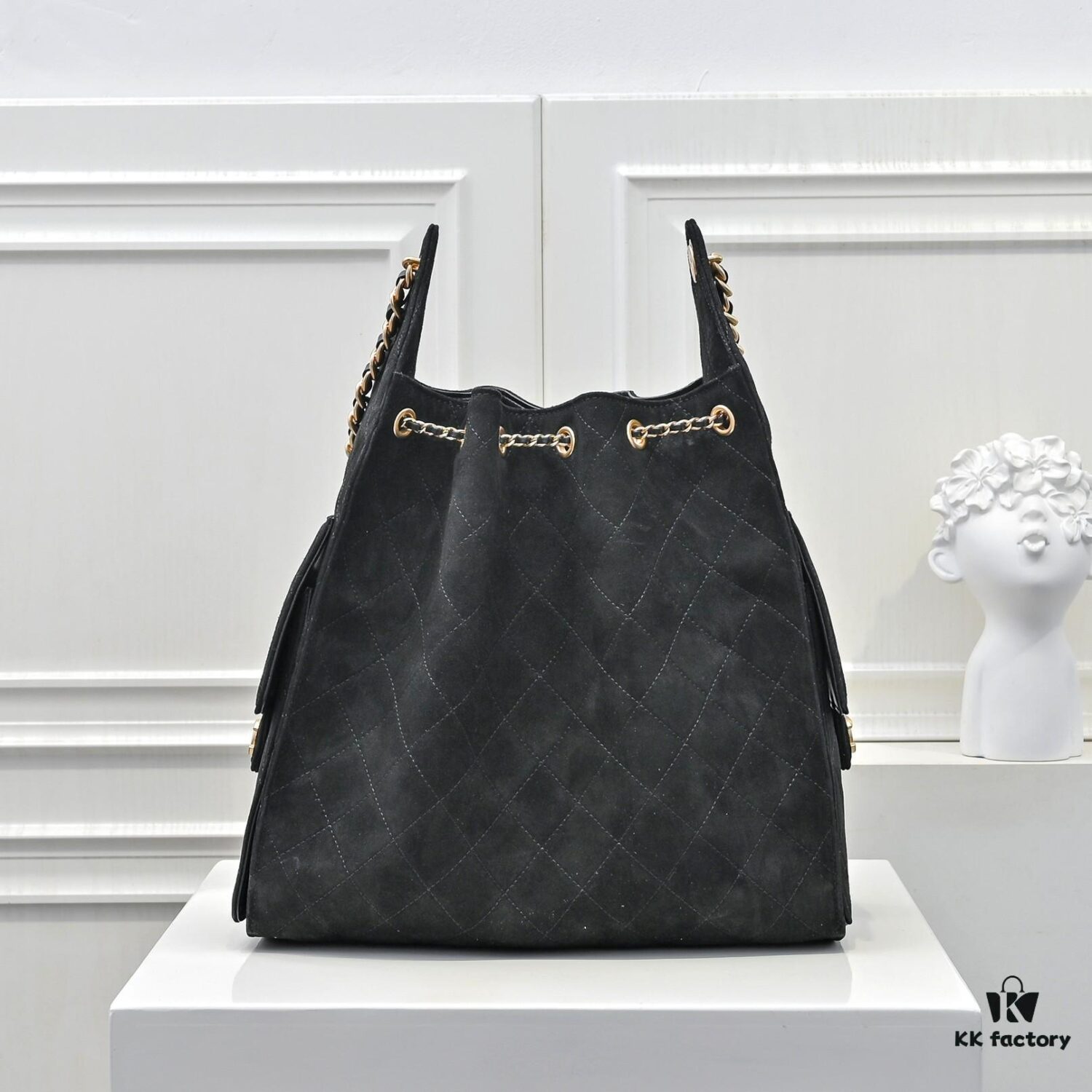 Large Upgraded Chanel 25C Hobo Bag in Suede Cowhide - Vintage Bucket Bag with Coin Button Drawstring, Diamond Quilting, Retro Black-Gold Tone, Classic Chain Design