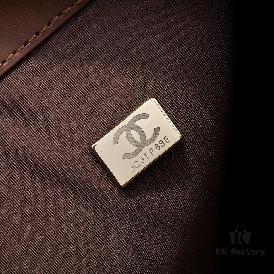 Large Upgraded Chanel 25C Hobo Bag in Suede Leather - Vintage Gold Buckle Drawstring Bucket Bag with Quilted Pattern, Retro Black and Gold, Classic Chain Design