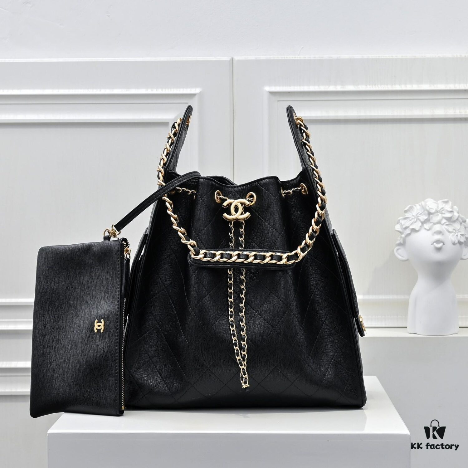 Large Upgraded Chanel 25C Hobo Bag in Quilted Calfskin with Vintage Gold-Tone Buckle Drawstring Bucket Design, Rhombus Stitching, Retro Black and Gold, Classic Chain Detail