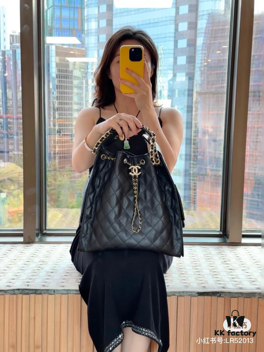 Large Size Suede, Frosted Upgrade Chanel 25C Hobo Bag, Vintage Coin Button Drawstring Bucket Bag with Diamond Quilting, Retro Black and Gold, Classic Chain Design