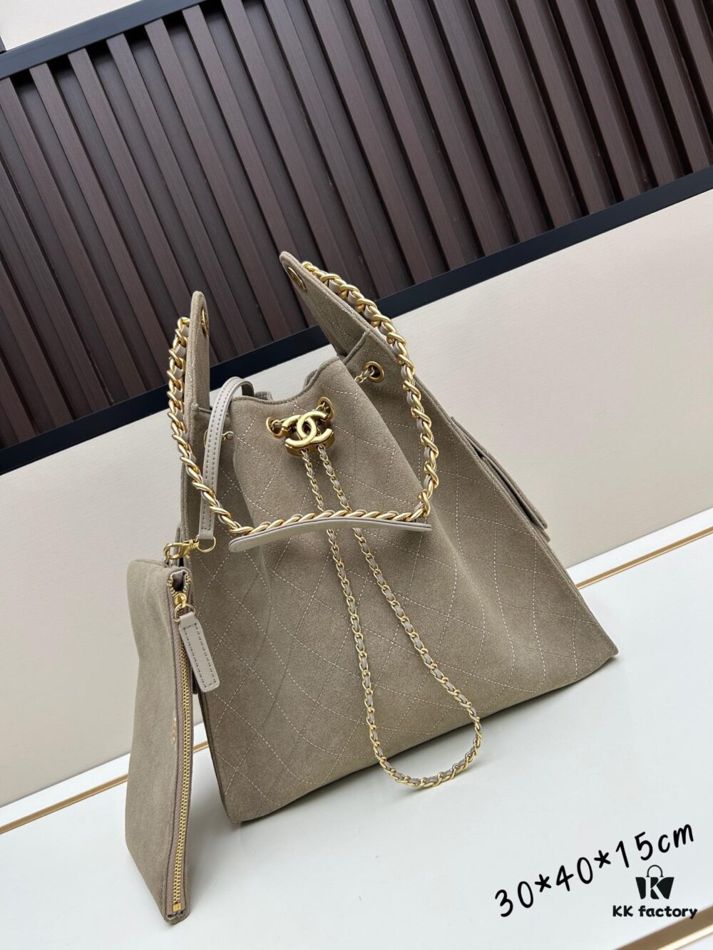 Large Size Suede, Frosted Upgrade Version Chanel 25C Hobo Bag, Vintage Coin Button Drawstring Bucket Bag with Diamond Quilting, Retro Black and Gold, Classic Chain Design