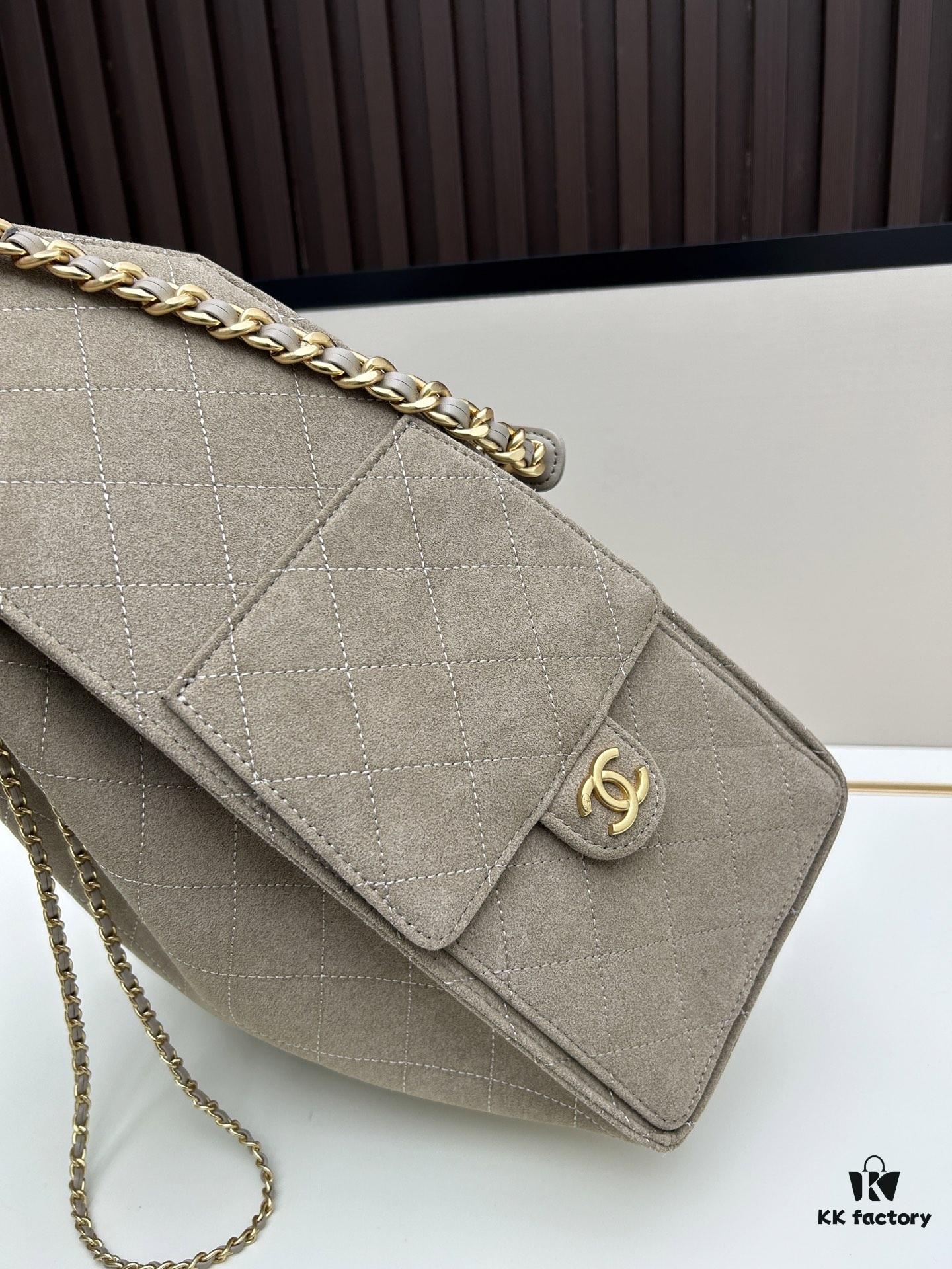 Large Size Suede, Frosted Upgrade Version Chanel 25C Hobo Bag, Vintage Coin Button Drawstring Bucket Bag with Diamond Quilting, Retro Black and Gold, Classic Chain Design