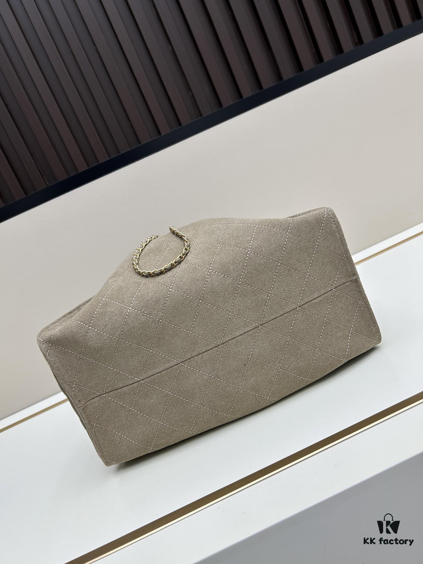 Large Size Suede, Frosted Upgrade Version Chanel 25C Hobo Bag, Vintage Coin Button Drawstring Bucket Bag with Diamond Quilting, Retro Black and Gold, Classic Chain Design