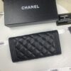 CHANEL Le Boy Long Wallet, Model A80286, Calfskin with Gold-Tone Hardware, Original Quality, Complete Packaging Included! Dimensions: 10.5 x 19 x 3 cm, Color: Quilted Beige with Golden Clasp
