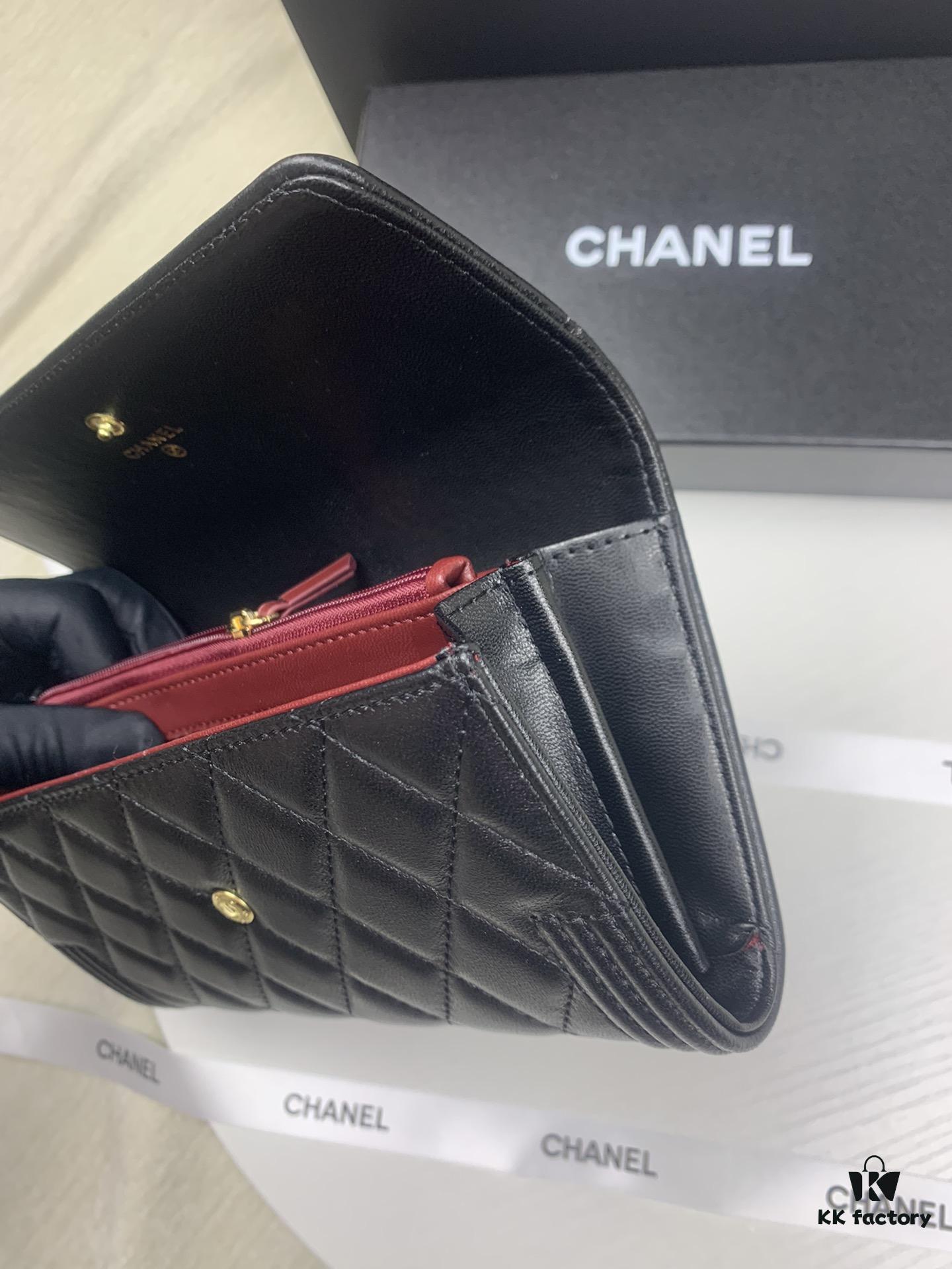 CHANEL Le Boy Long Wallet, Model A80286, Lambskin with Gold-Tone Hardware, Original Quality, Complete Packaging, Size 10.5 x 19 x 3 cm, Color: Beige Lambskin with Gold Clasp