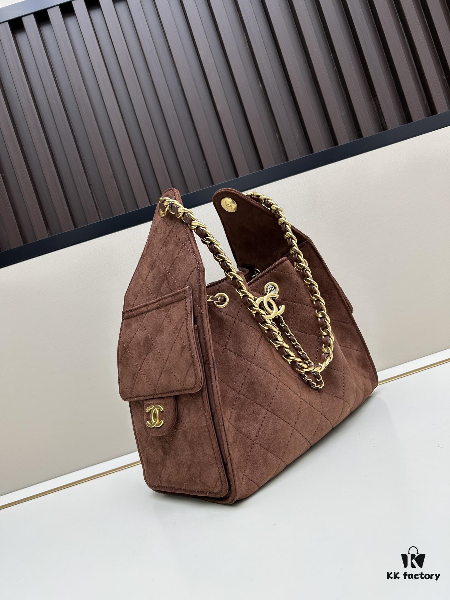 Upgraded Chanel 25C Hobo Bag Mini, Quilted Calfskin Crossbody Bucket Bag with Vintage Gold Buckle Drawstring, Diamond Stitching, Retro Black-Gold Tone, Classic Chain Design