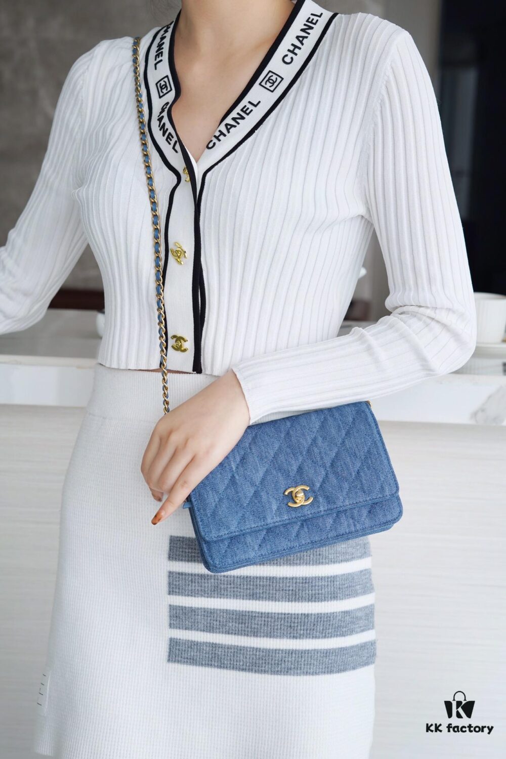 Chanel 22p Spring/Summer Collection New 19Bag Denim Light Color Sand Silver Hardware