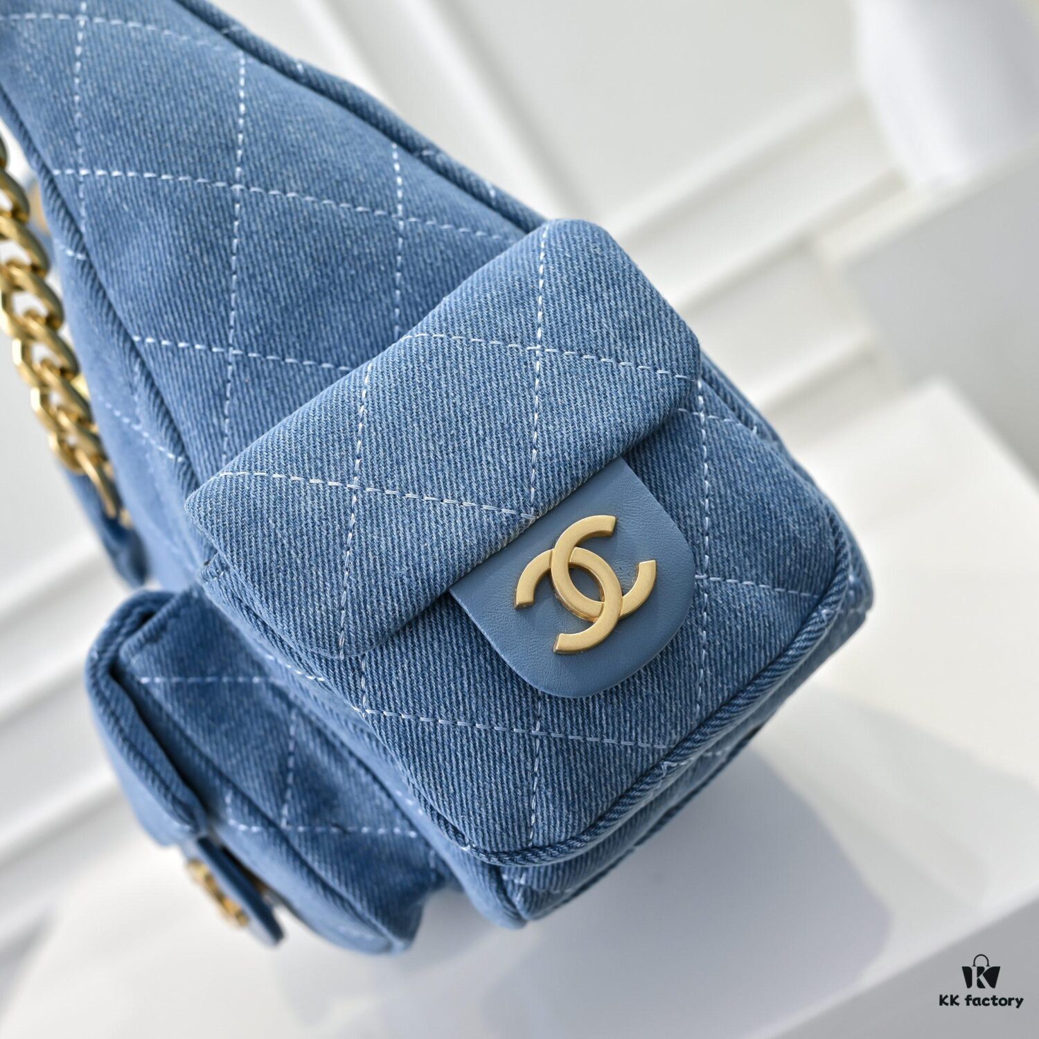 CHANEL 25C New Arrival This Bag Is Surprisingly Lightweight and Stylish