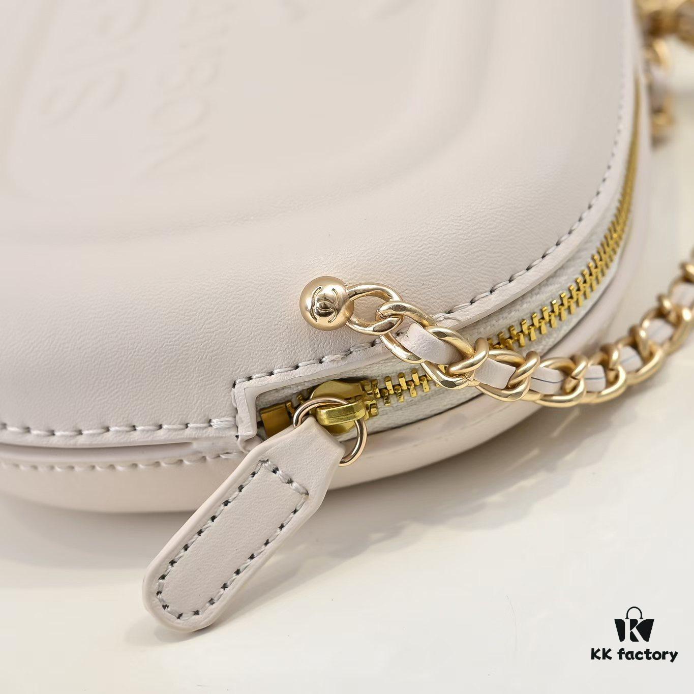 CHANEL 25C Pre-Spring Vacation Collection. Gold Mini Camera Bag